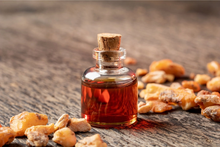 L'origine du parfum d'ambre : histoire, symbolisme et utilisation en parfumerie